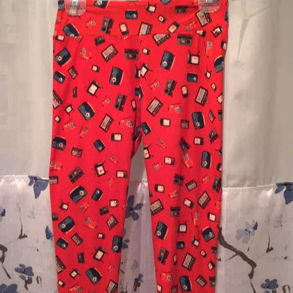 LulaRoe leggings one size. - Picture 1 of 3